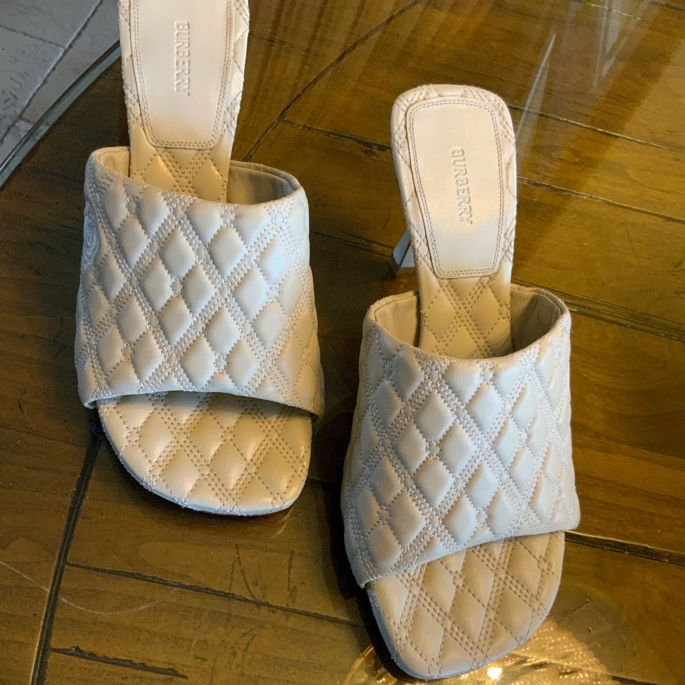 Burberry Quilted Women’s Slide Sandals